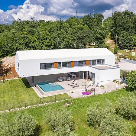 Villa Tie Vizinada - Parenzo By Irundo Ferenci