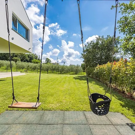 Tie Vizinada - Parenzo By Irundo Villa