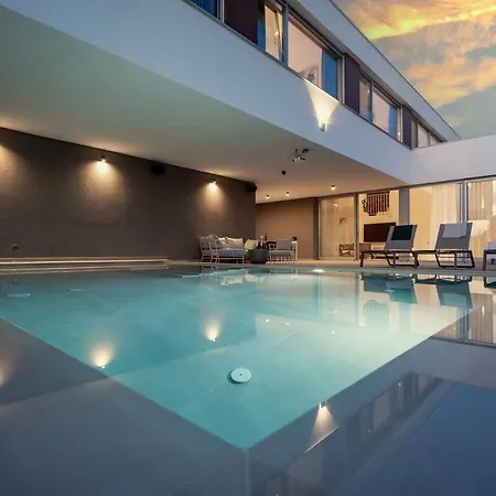 Tie Vizinada - Parenzo By Irundo * Ferenci