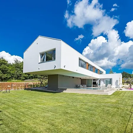 Villa Tie Vizinada - Parenzo By Irundo